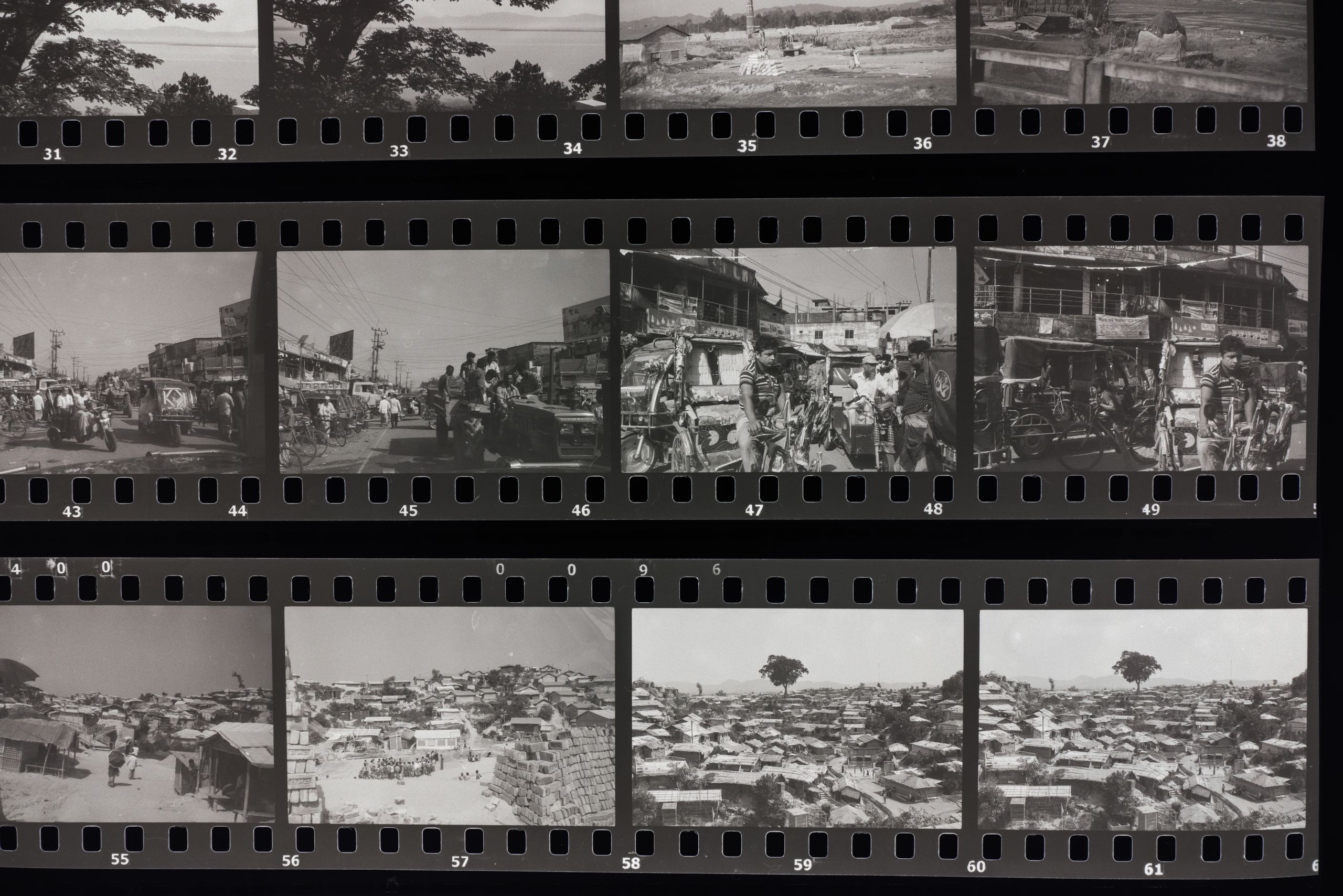 Contact sheets of images taken during the visit in Cox´s Bazar, Bangladesh.